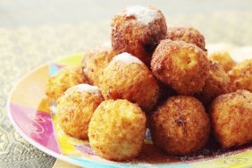 foto da receita Bolinha de milho com queijo