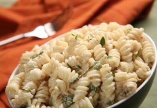 foto da receita Salada de macarrão com atum