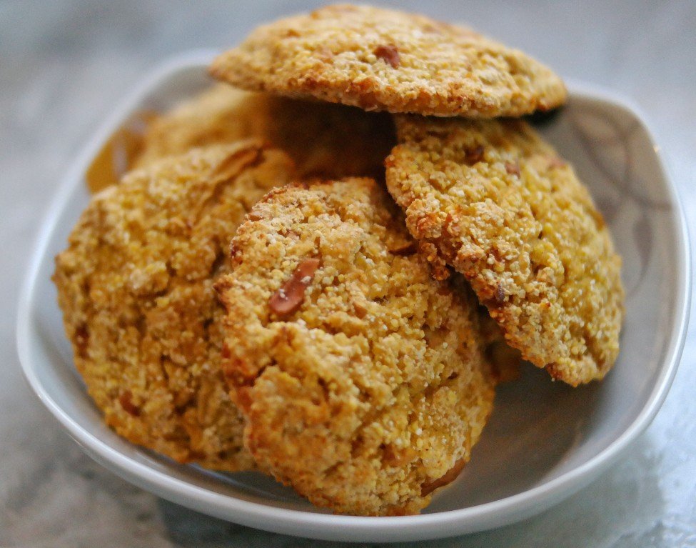 foto da receita Biscoito de maça e uva passa