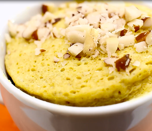 foto da receita Bolo de pasta de amendoim de caneca