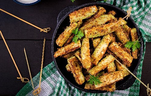 foto da receita Palitos de abobrinha com parmesão