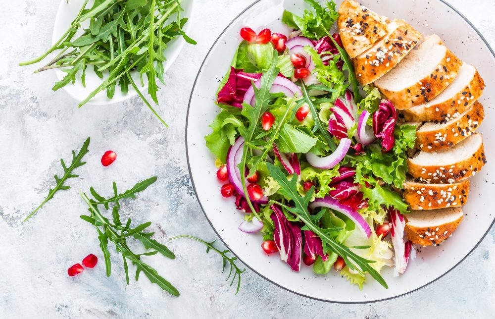 Receita de salada de rúcula com beterraba e romã