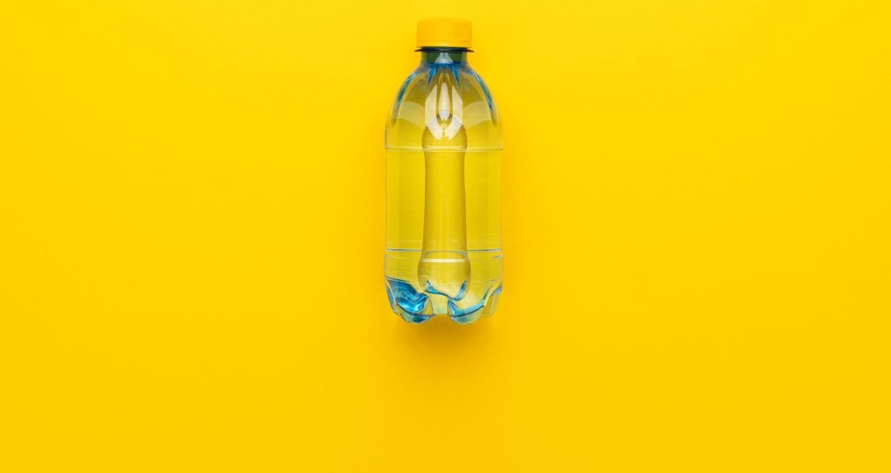 Você deve beber água assim que acordar?