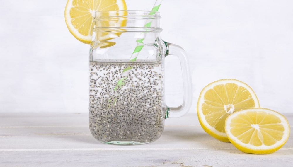 Água com semente de chia é a nova água com limão?