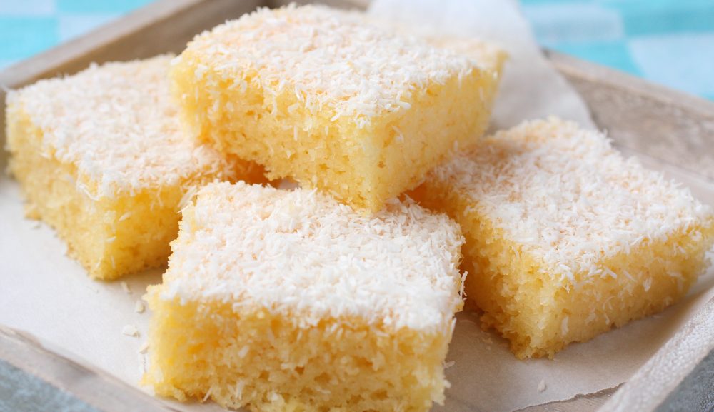 Receita de bolo de banana com abacaxi e coco