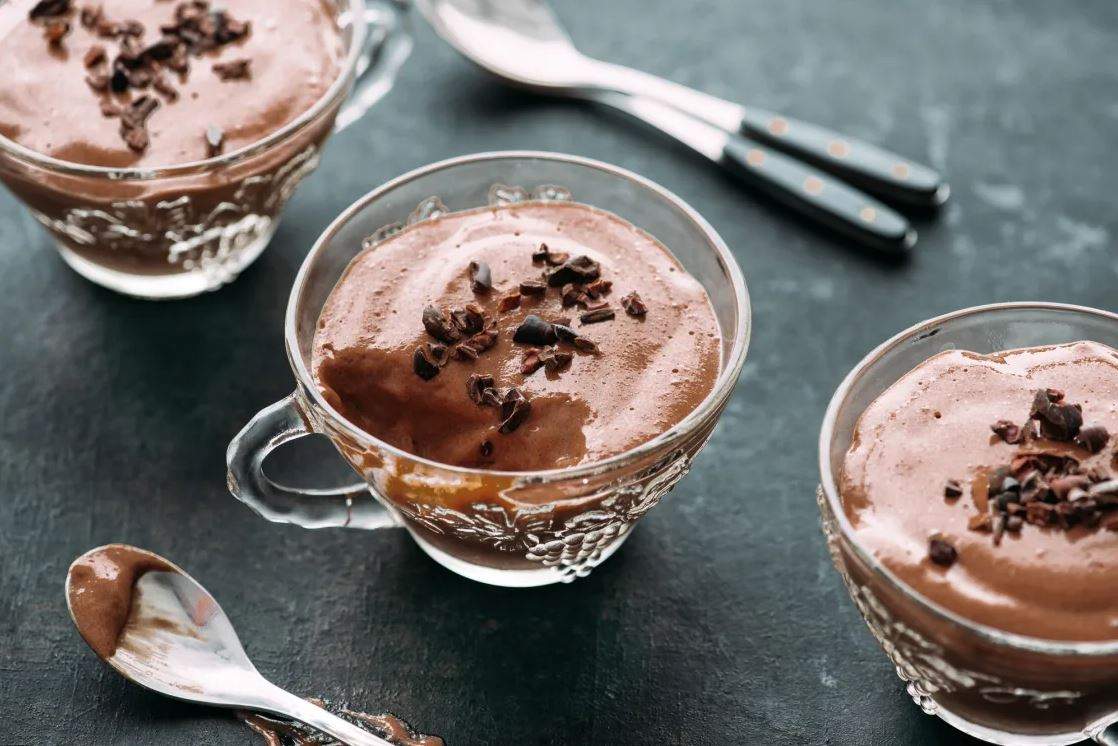 Mousse de chocolate low carb sem lactose