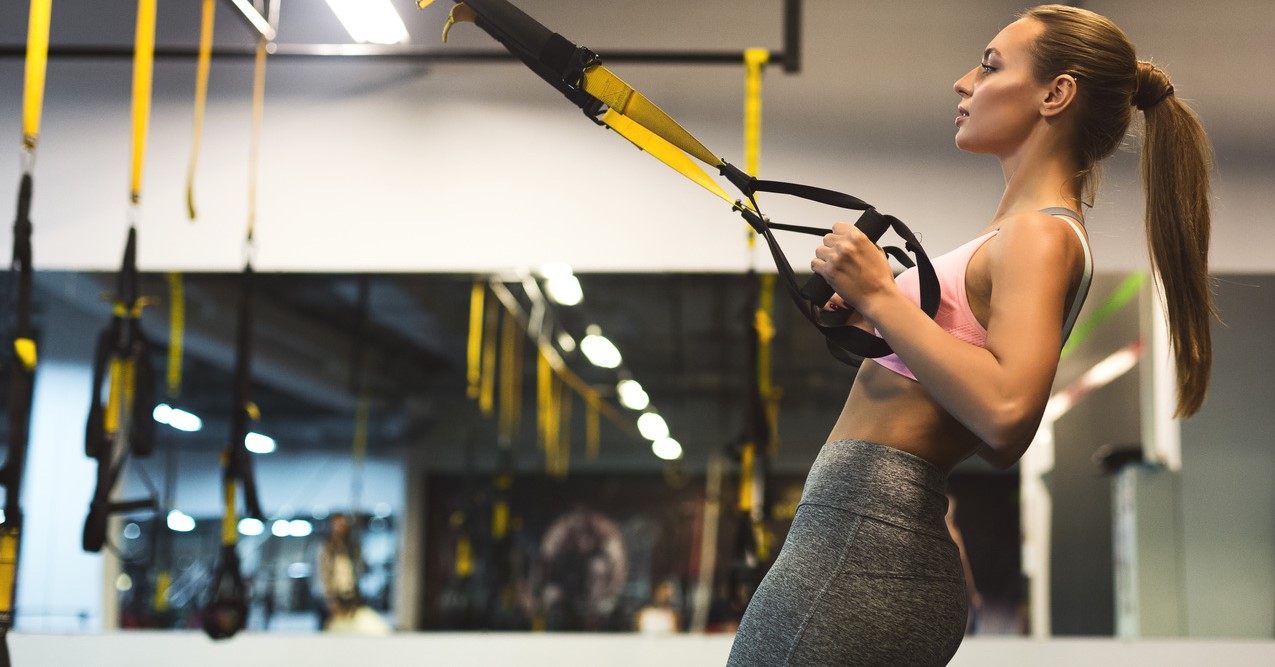 Exercícios de treinamento suspenso para fazer em casa