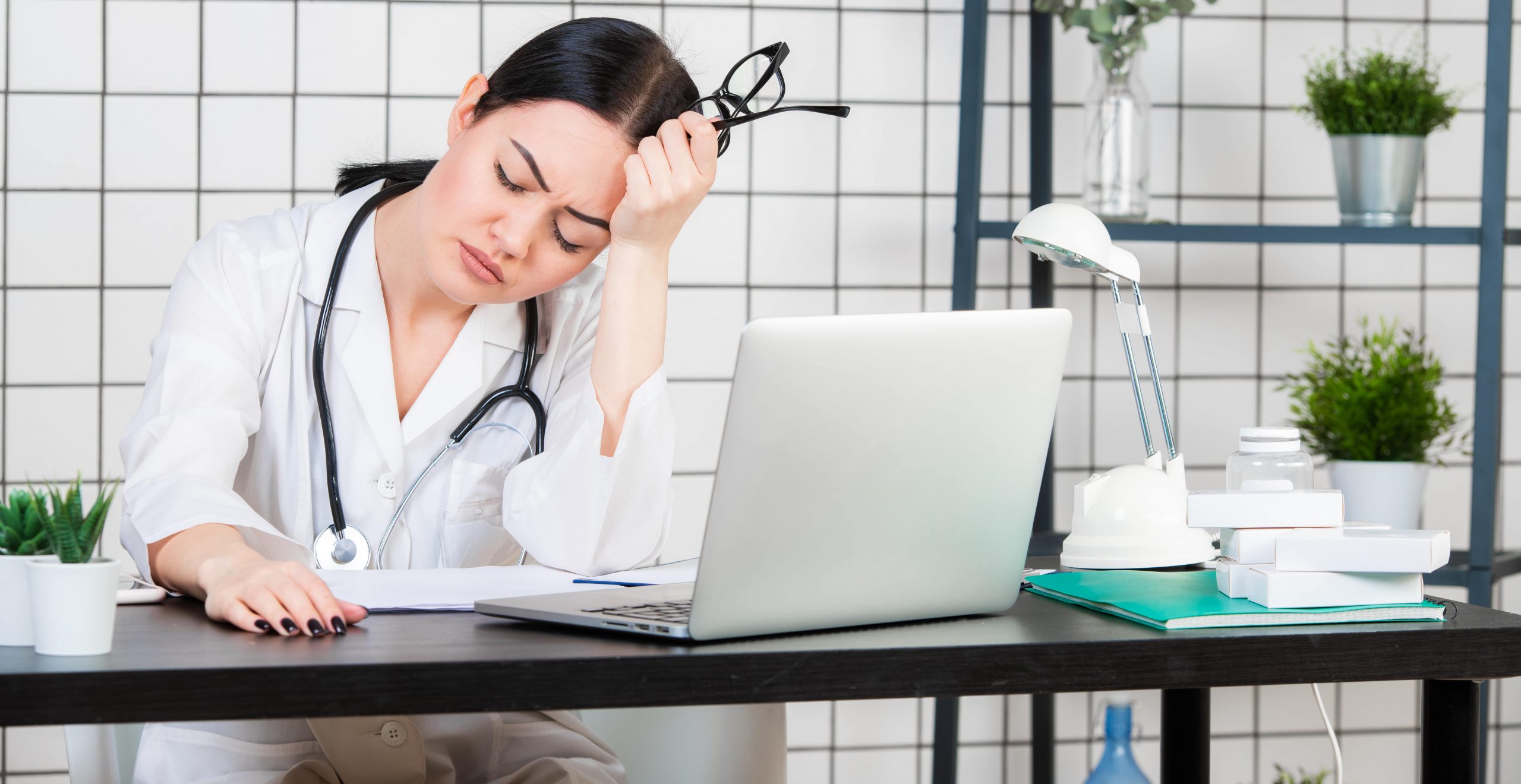 Presenteísmo: O que é e como afeta a saúde mental