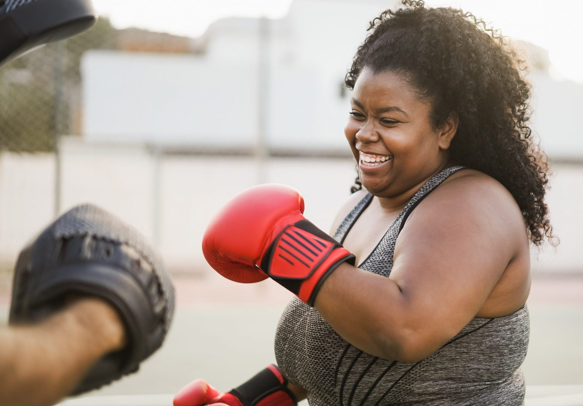 Como a dieta e os exercícios impactam a saúde mental de mulheres maduras