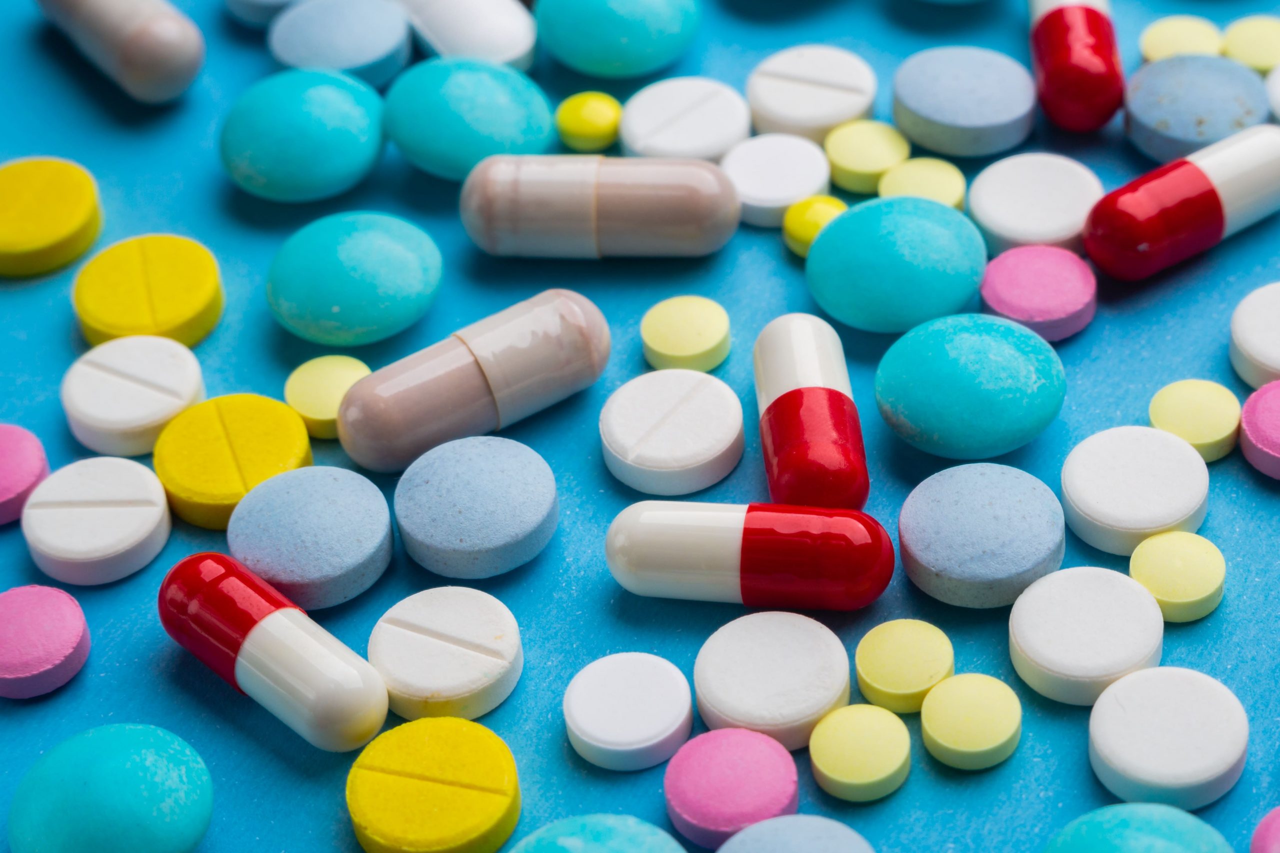 Câncer no cólon: Antibióticos por mais de 6 meses aumenta risco