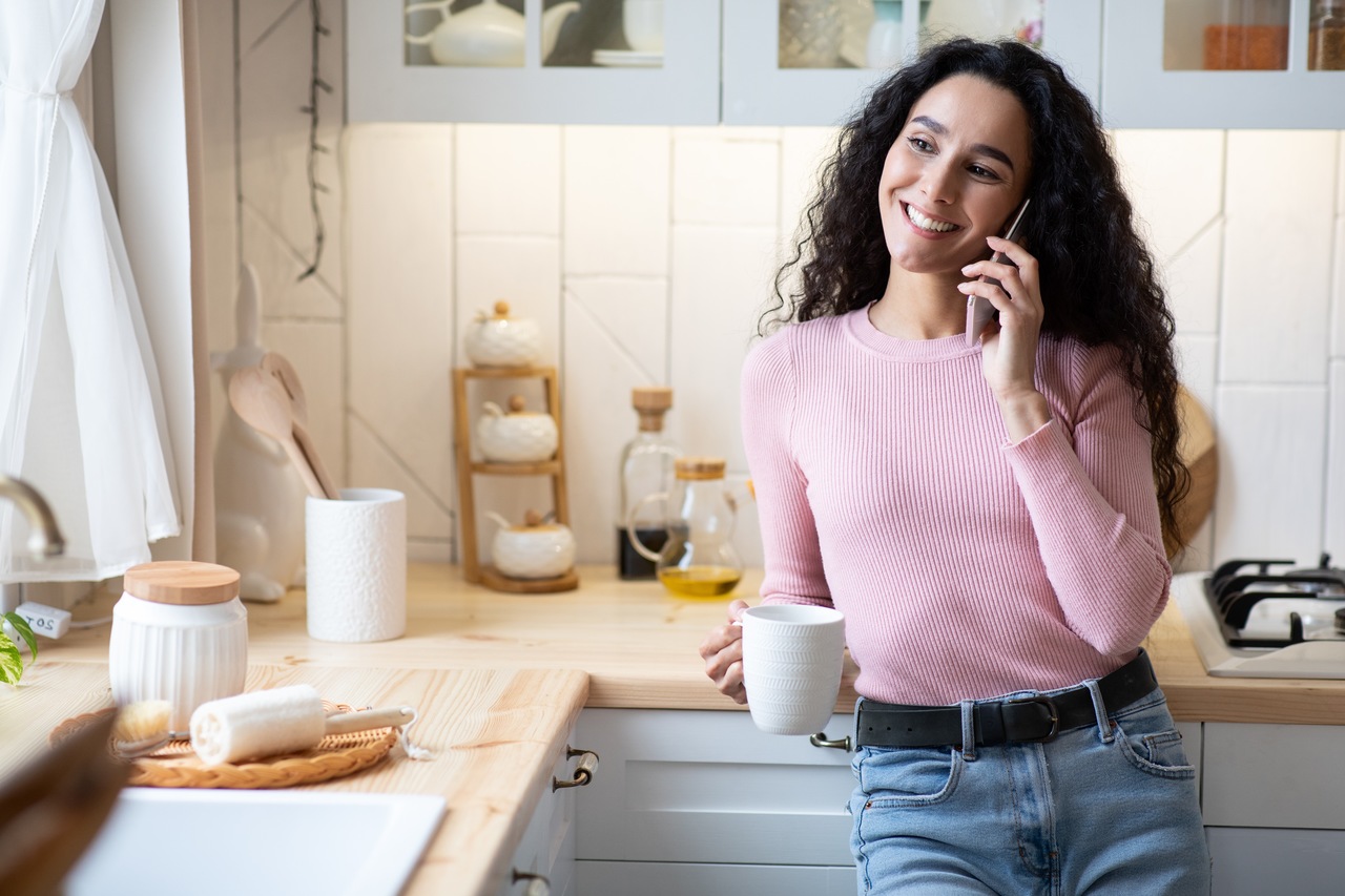 Chás para desinchar depois do feriado: 10 receitas fáceis