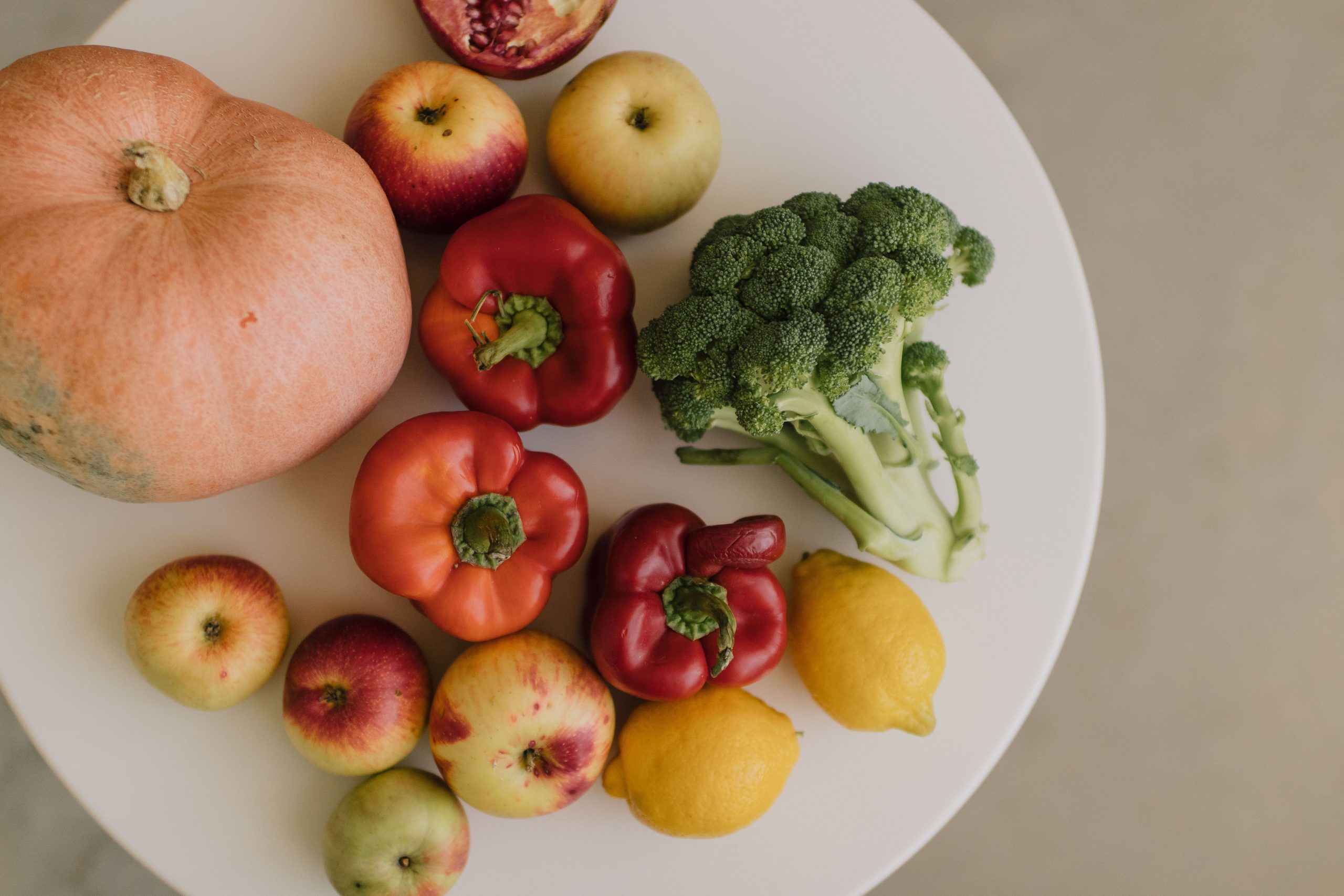 Quantas frutas e vegetais devemos consumir por dia?