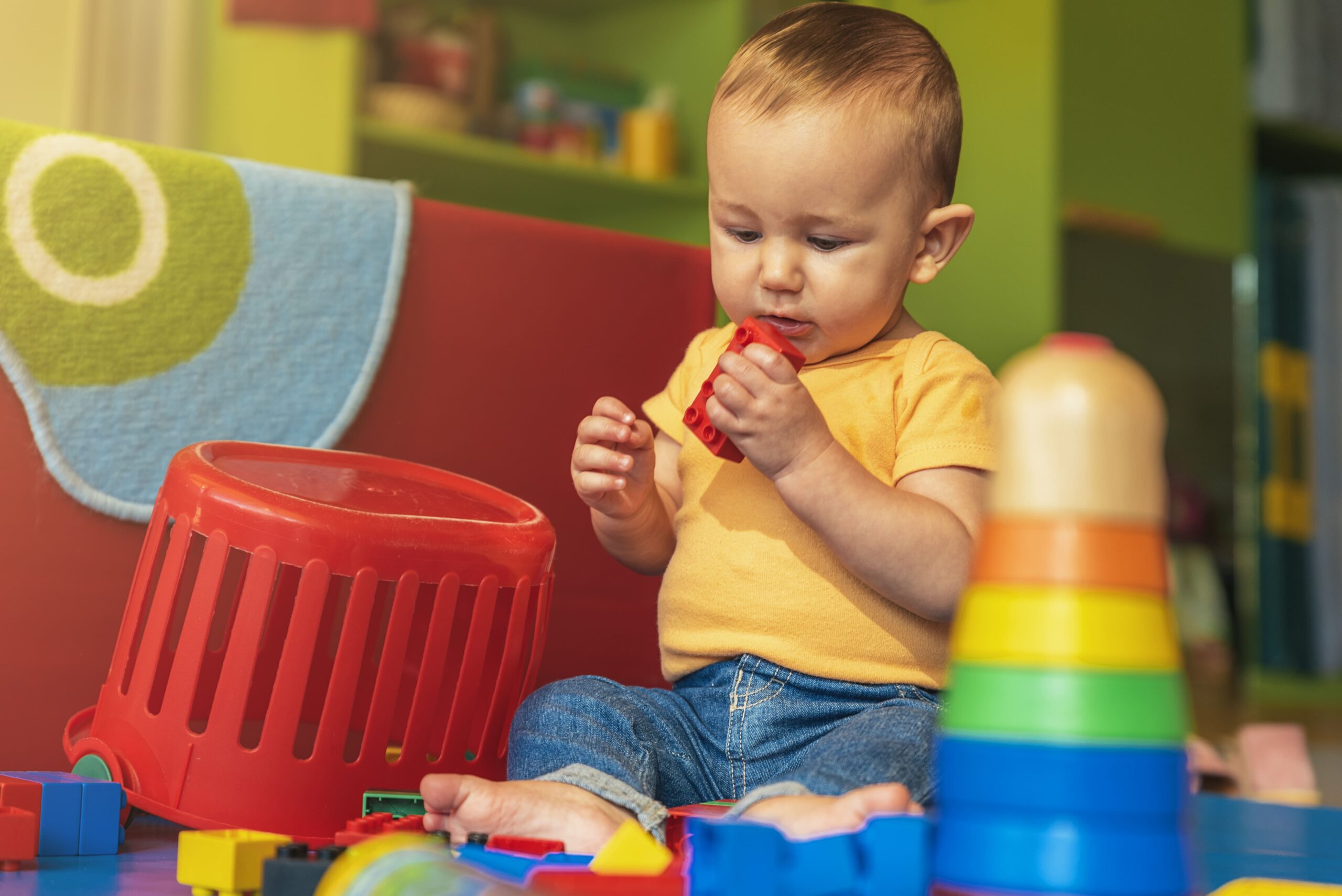 Bater a cabeça: o que fazer com o seu filho após a queda