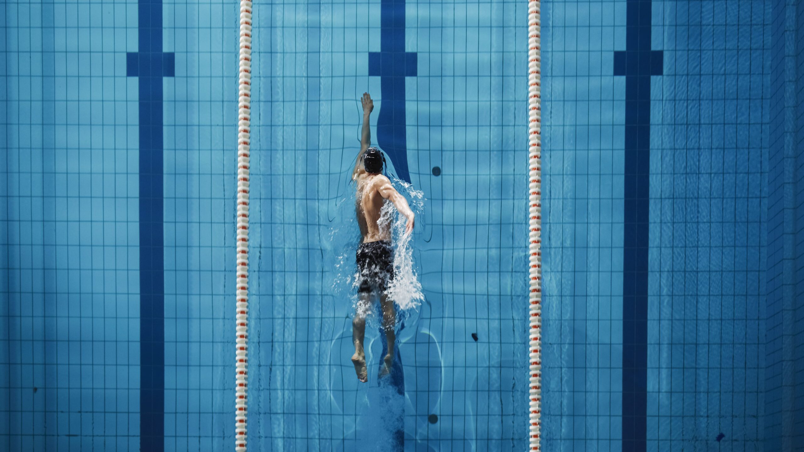 Cloro de piscina faz mal? Conheça os riscos para a saúde