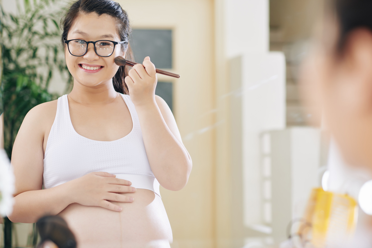 Beleza na gestação: pode usar maquiagens e cosméticos?