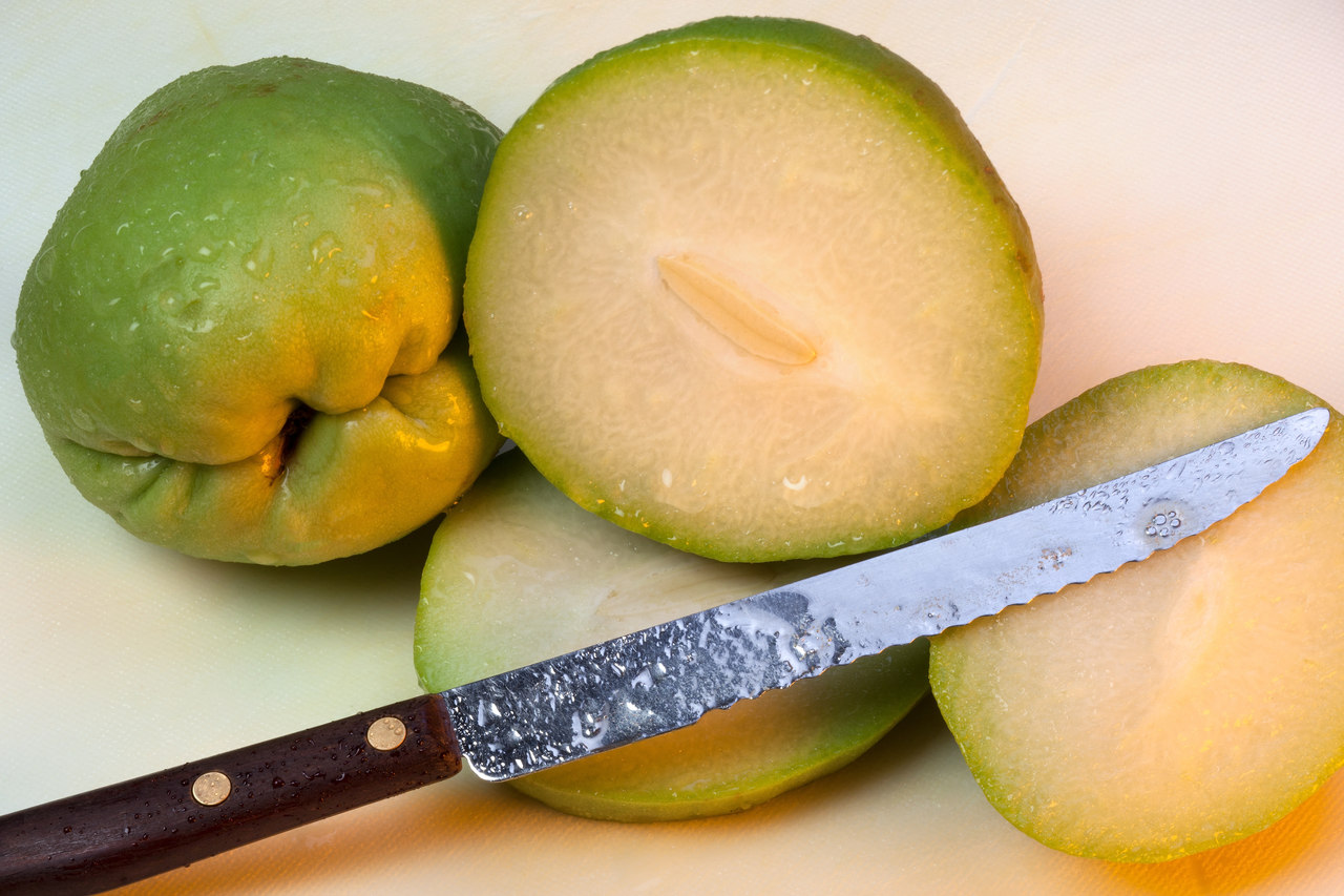 Sem desperdício: suco, assado, torta e outras receitas com casca de chuchu!